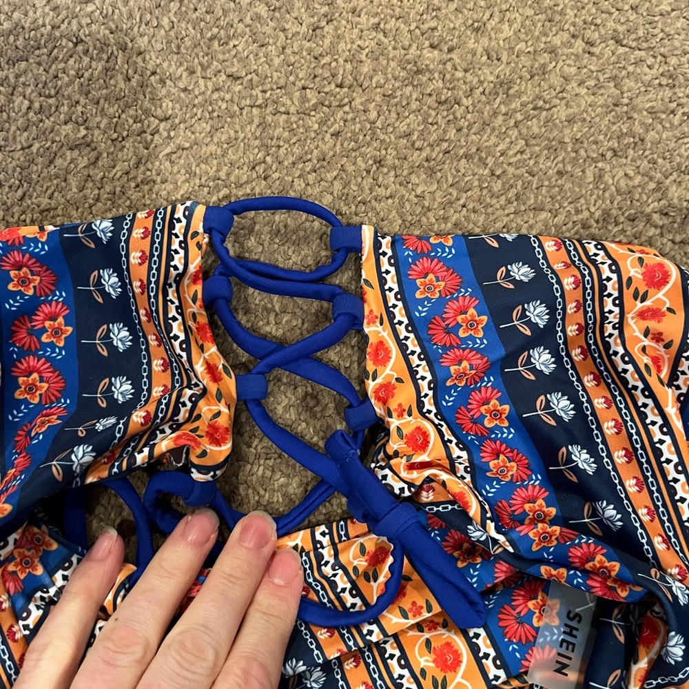 Shein bikini - Picture 4 of 5